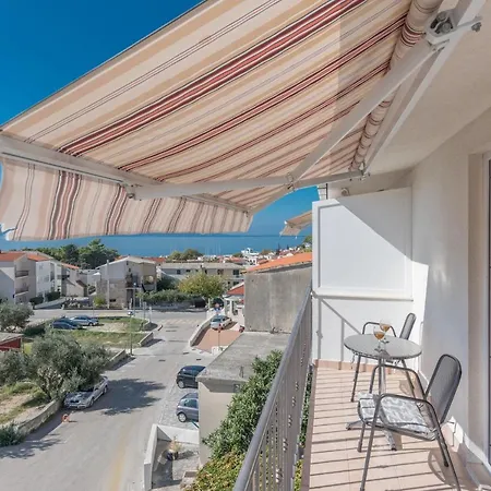 Nina M Apartament