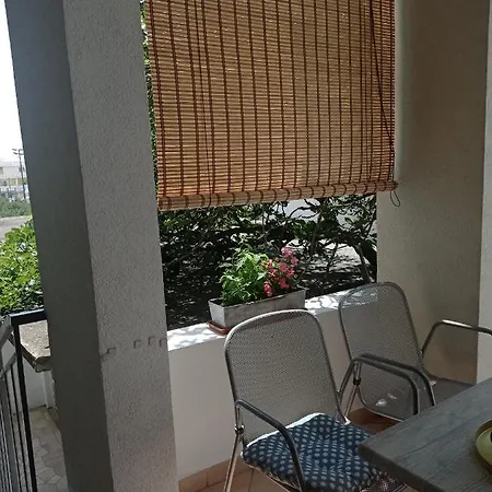 Nina M Apartment *