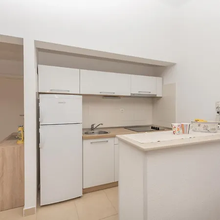 Apartment Nina M *